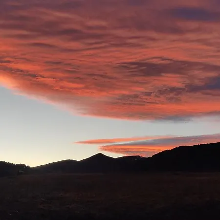 Avec Vue Exceptionnelle Sur Les Montagnes