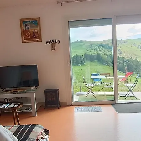 Daire Vue Exceptionnelle En Des Montagnes, Depaysement Total !