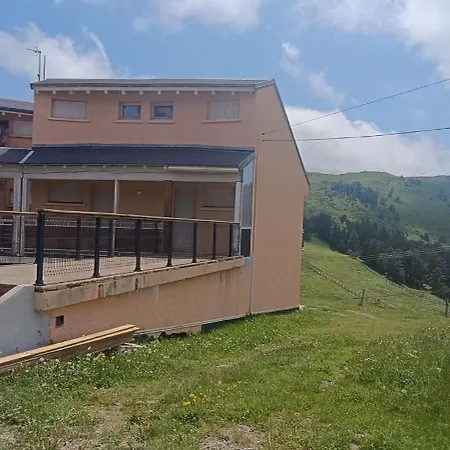 Avec Vue Exceptionnelle Sur Les Montagnes *