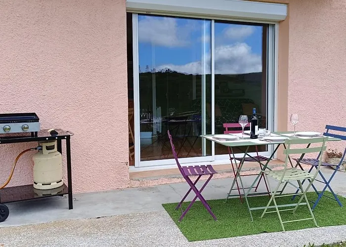 Vue Exceptionnelle En Des Montagnes, Dépaysement Total ! Appartamento